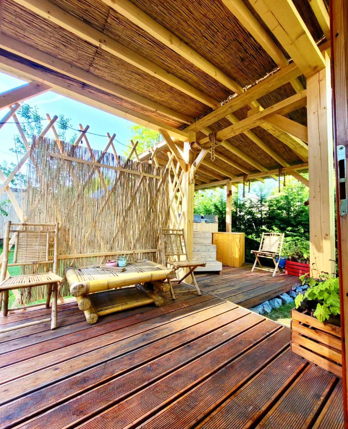 Aloha Glamp - Okragle Domki Przy Rzece - Balia I Sauna - Energylandia Zagornik Room photo